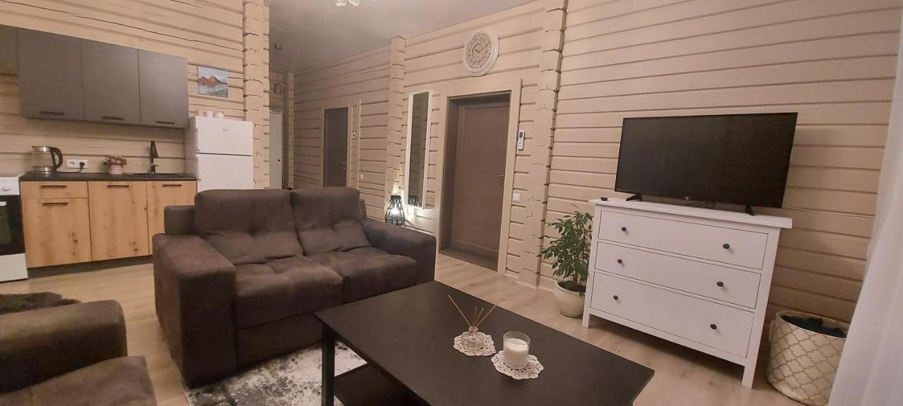 Lazariskio Apartamentai Martiniskenai Exteriör bild
